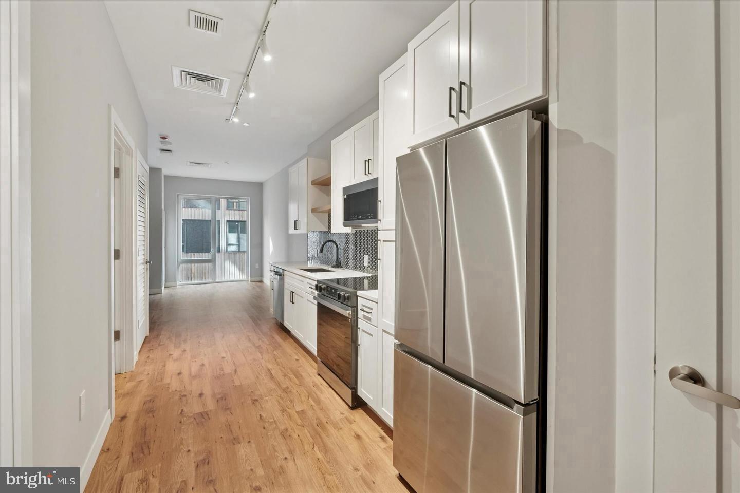 1219-23 CONSTITUTION AVE #2653 Property Photo 1
