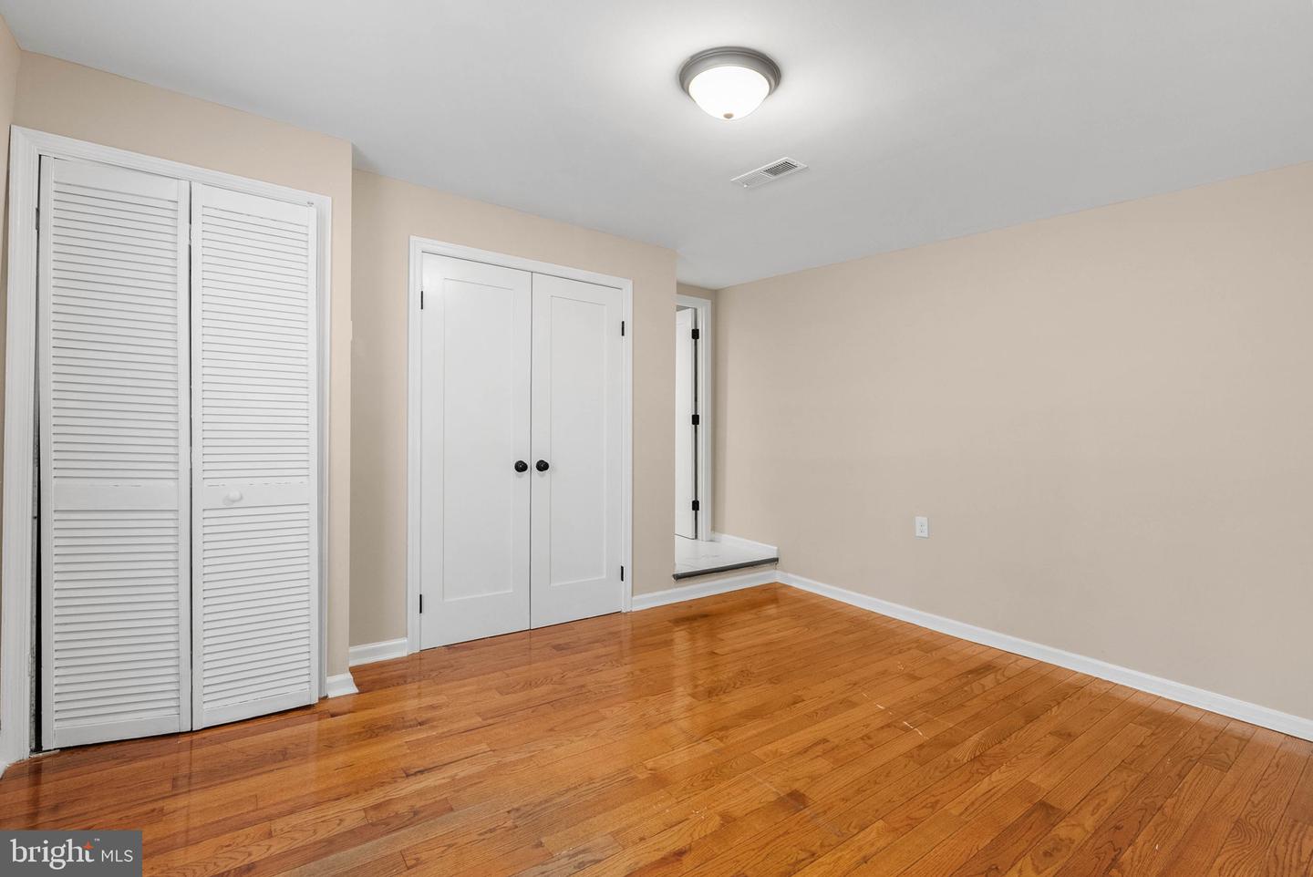 2319 Walnut St #1 Property Photo 6