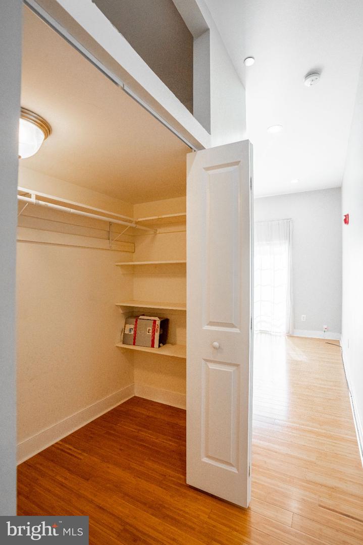 1916 W Girard Ave #2 Property Photo 19