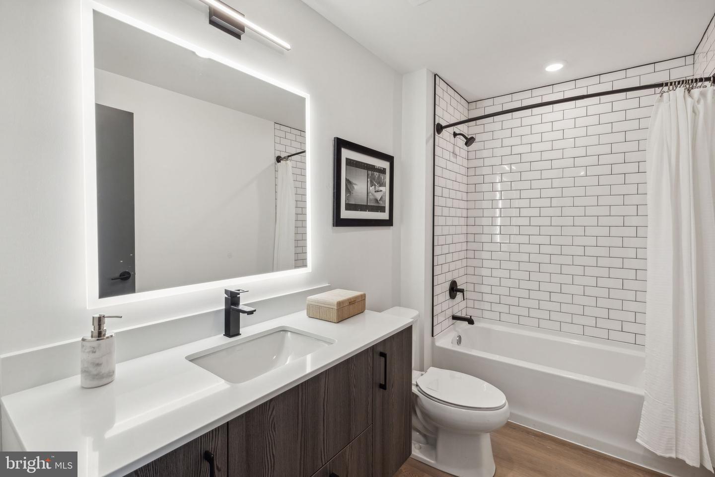 1122 Frankford Ave #513 Property Photo 7