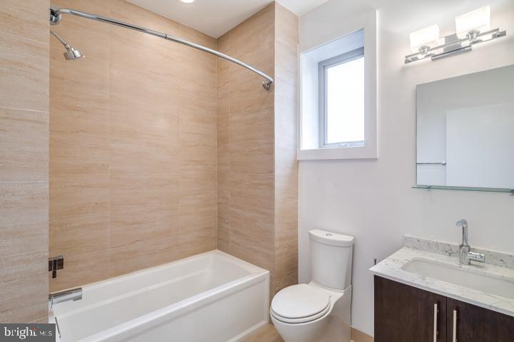 826 N 3rd St #4 Property Photo 10