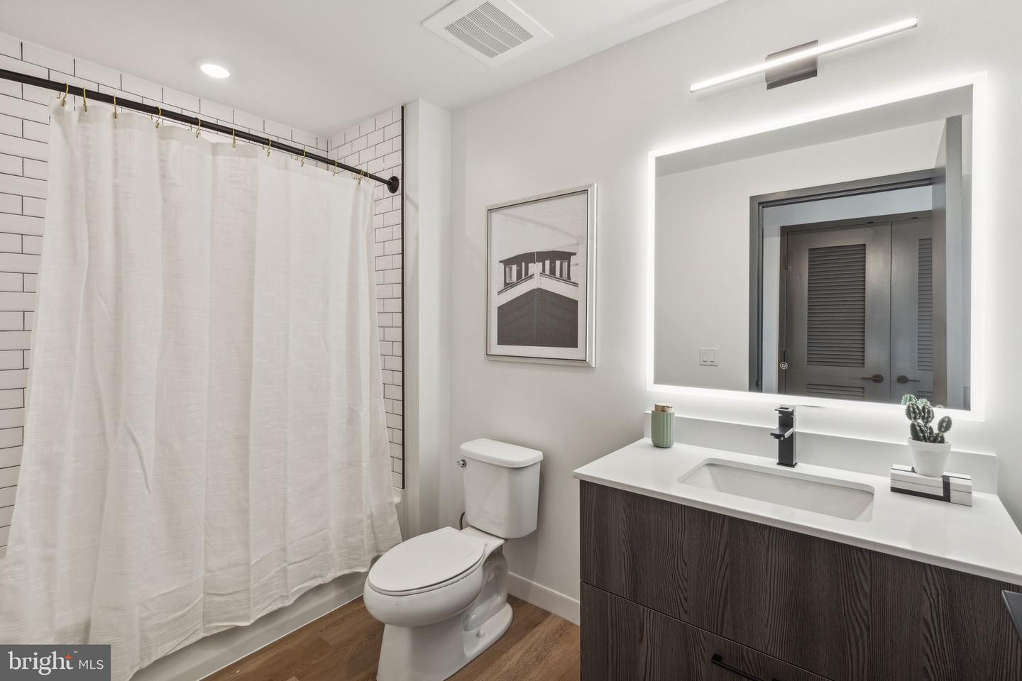 1122 Frankford Ave #307 Property Photo 6