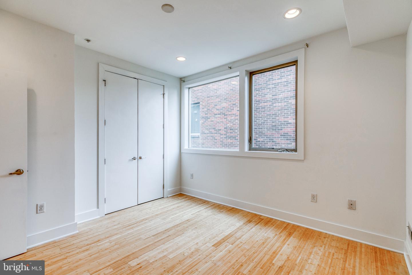 412 N Front St #15 Property Photo 22