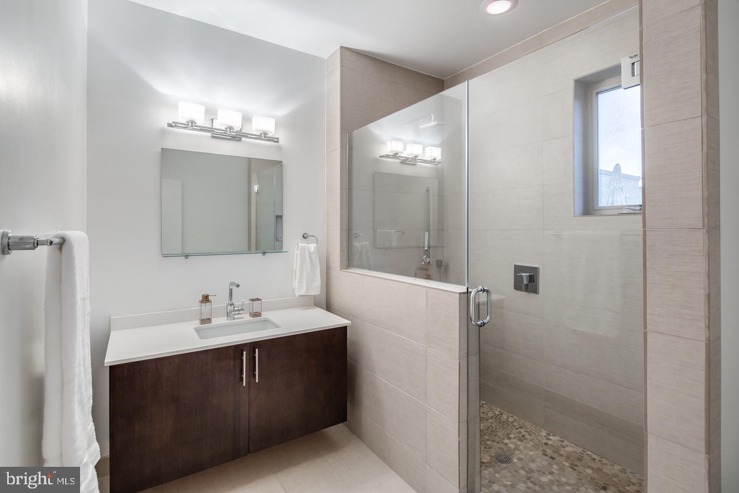 826 N 3rd St #2 Property Photo 12