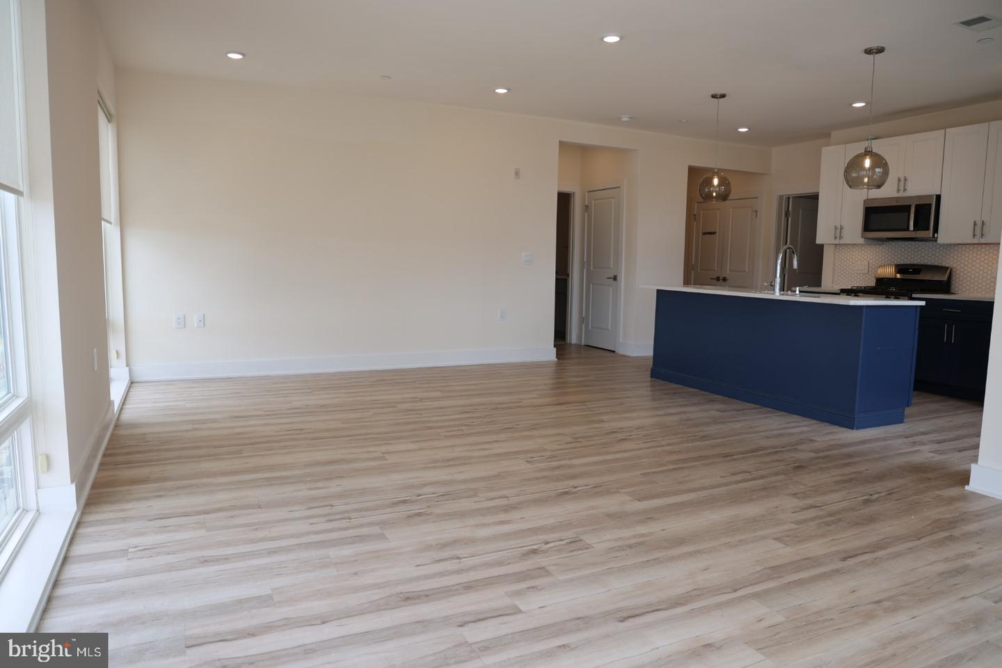 1148 N 2nd St #5f Property Photo 25