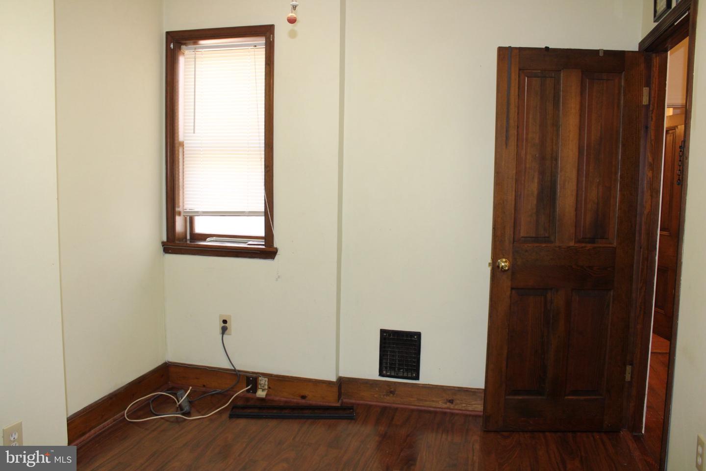 414 Mcclellan St Property Photo 12