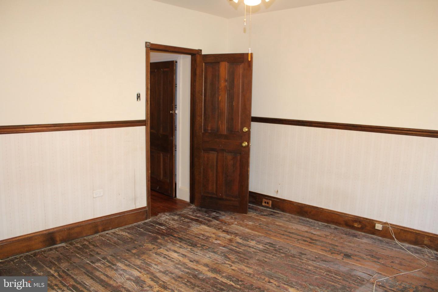 414 Mcclellan St Property Photo 14