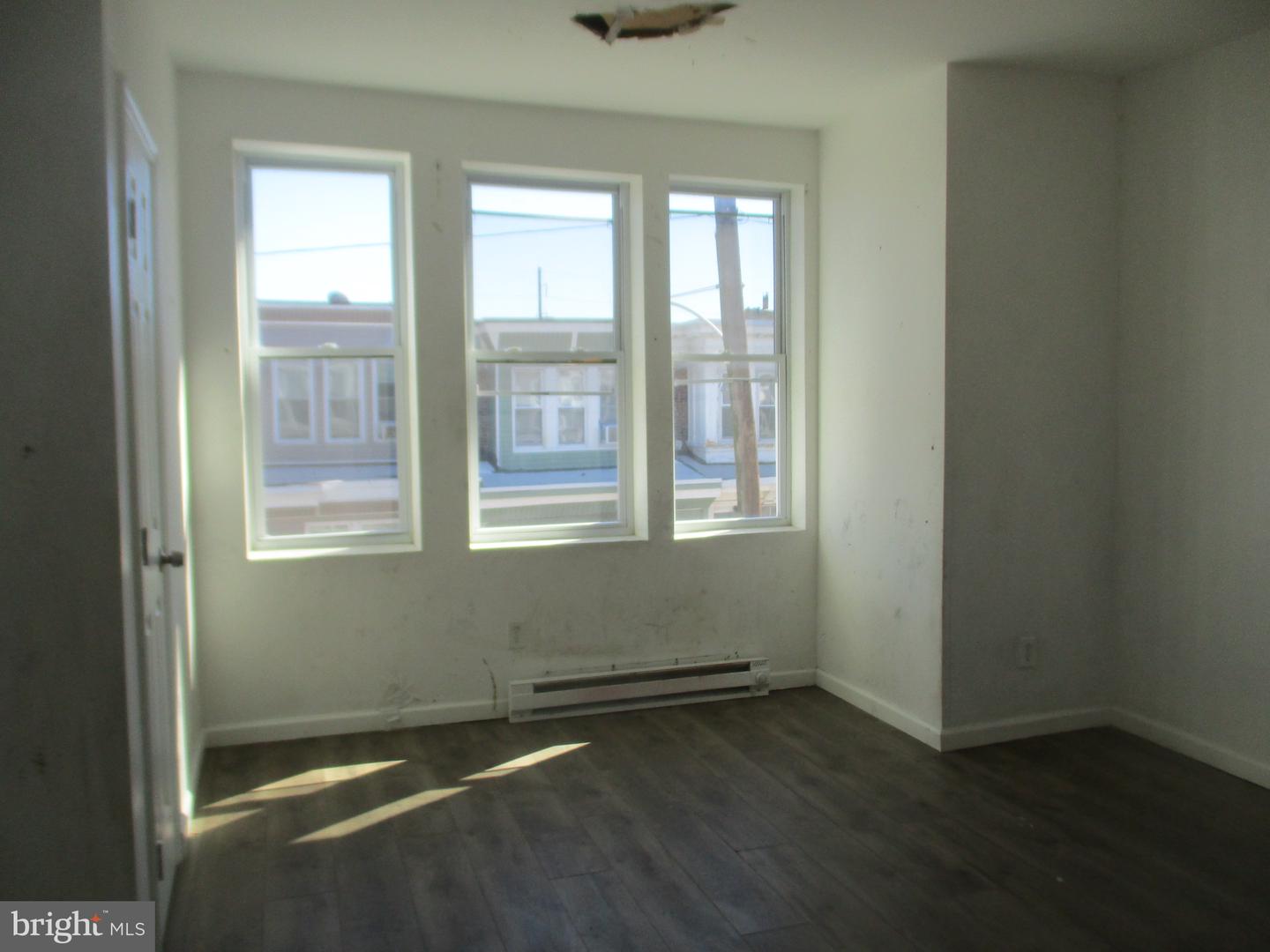 4840 N Franklin St Property Photo 9