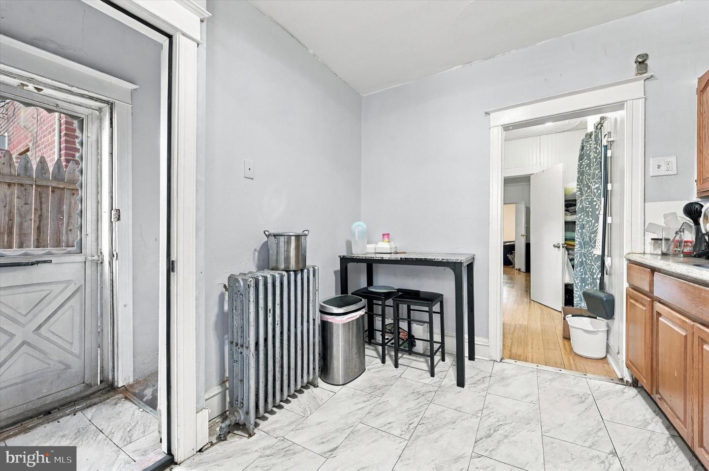 7076 Forrest Ave Property Photo 41