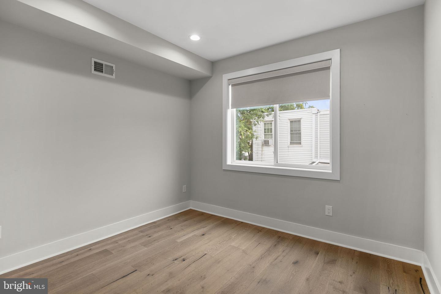 2536 E Gordon St Property Photo 24