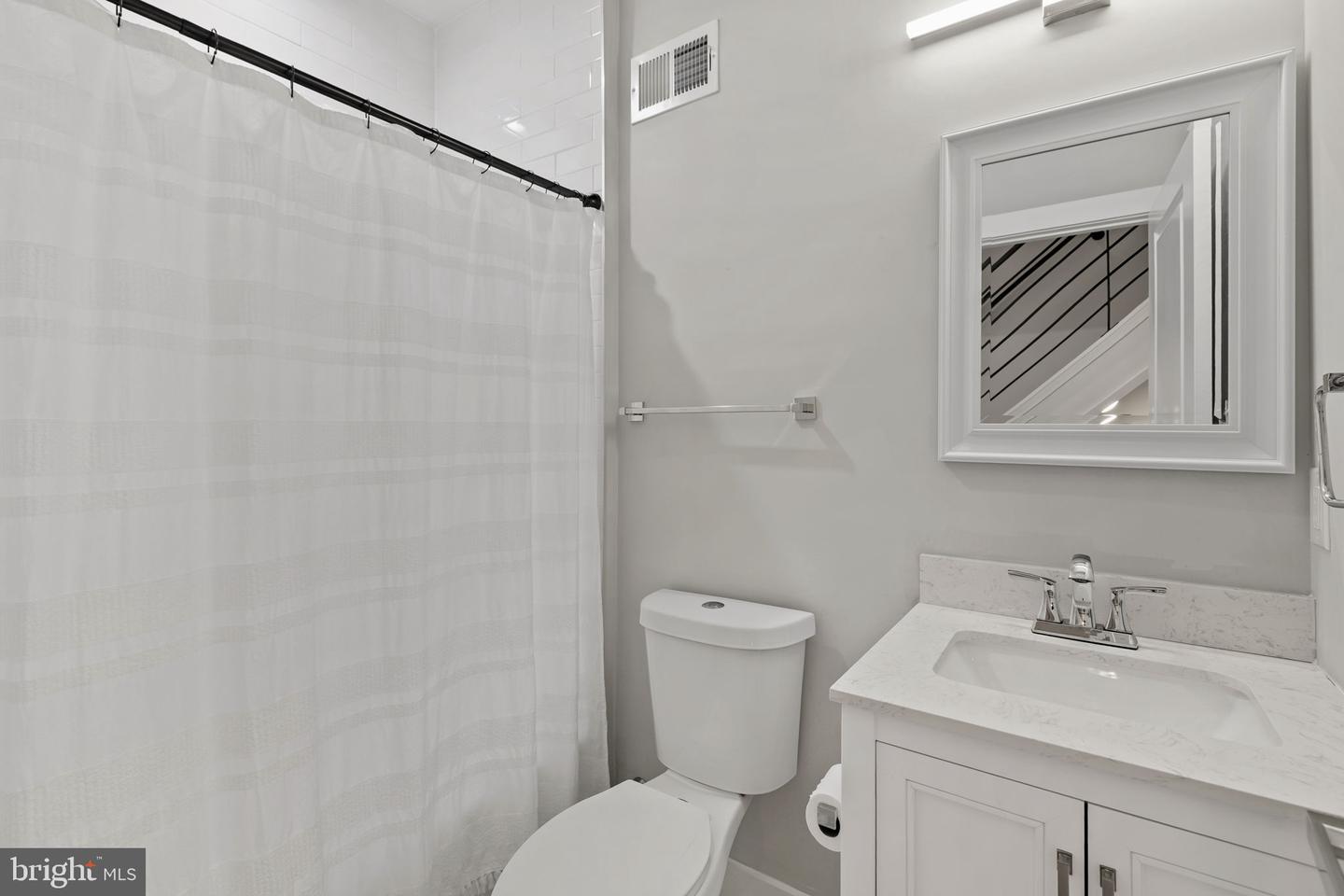 2536 E Gordon St Property Photo 27