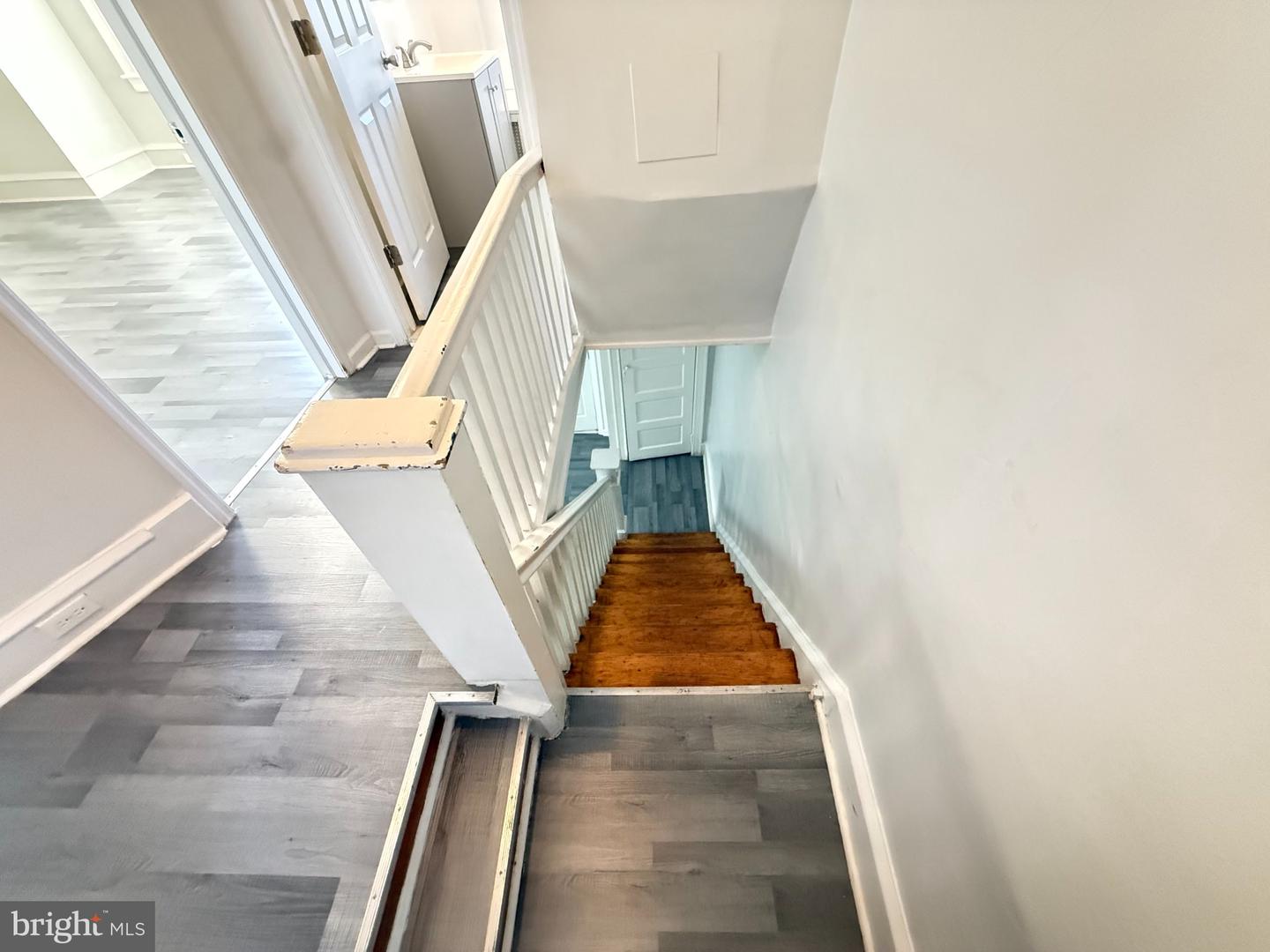 6057 Lawndale St Property Photo 12