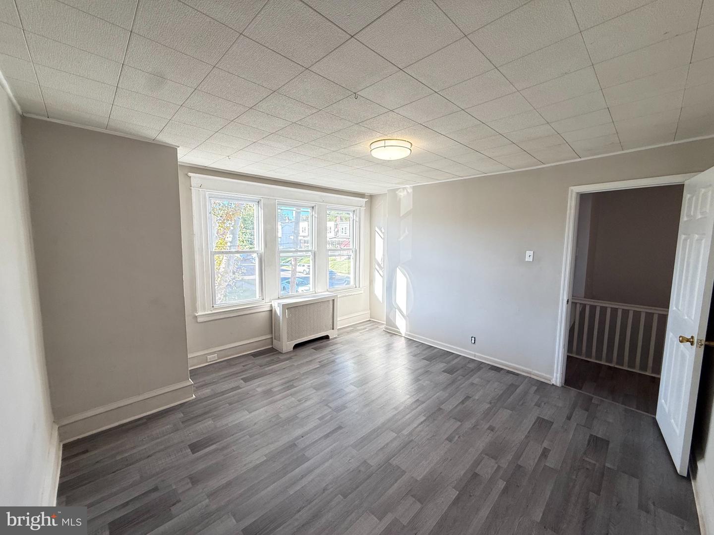 6057 Lawndale St Property Photo 15