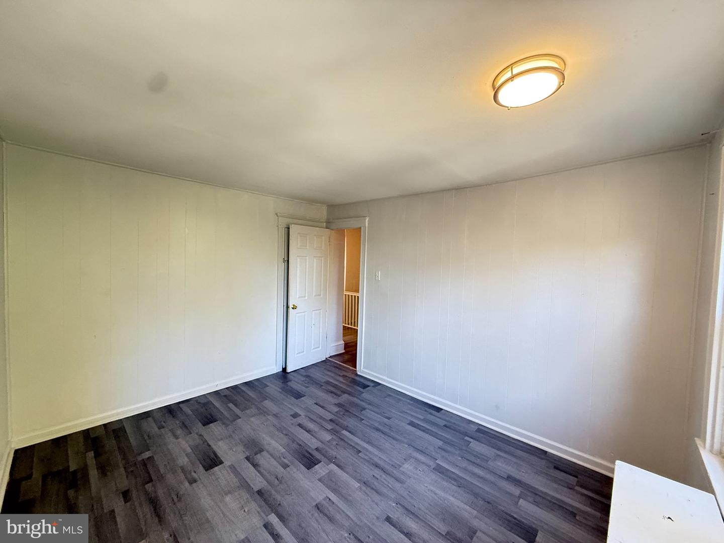 6057 Lawndale St Property Photo 18