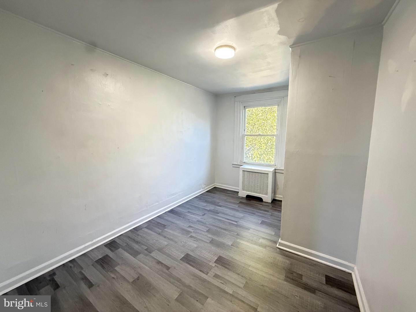 6057 Lawndale St Property Photo 19