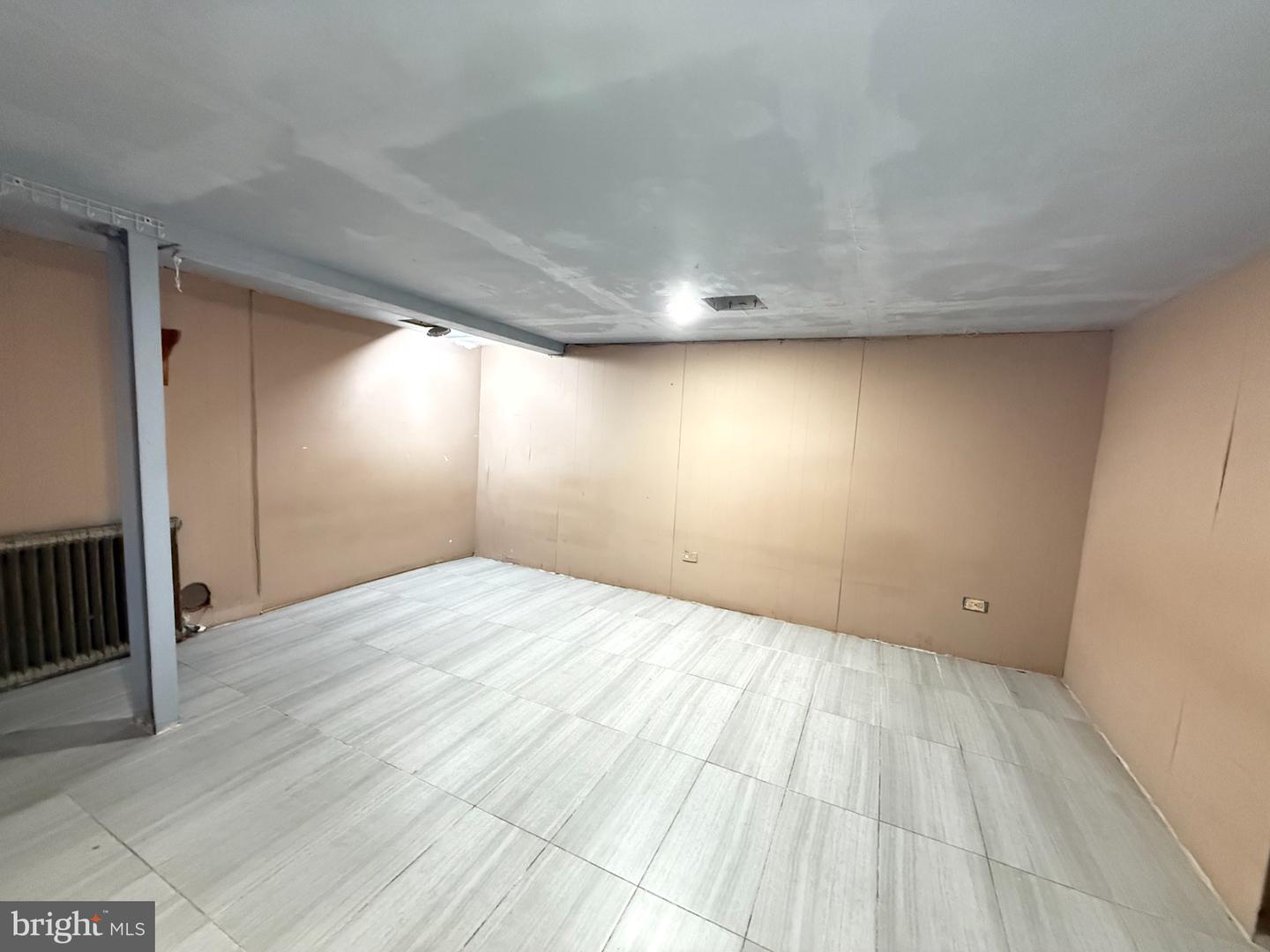 6057 Lawndale St Property Photo 22