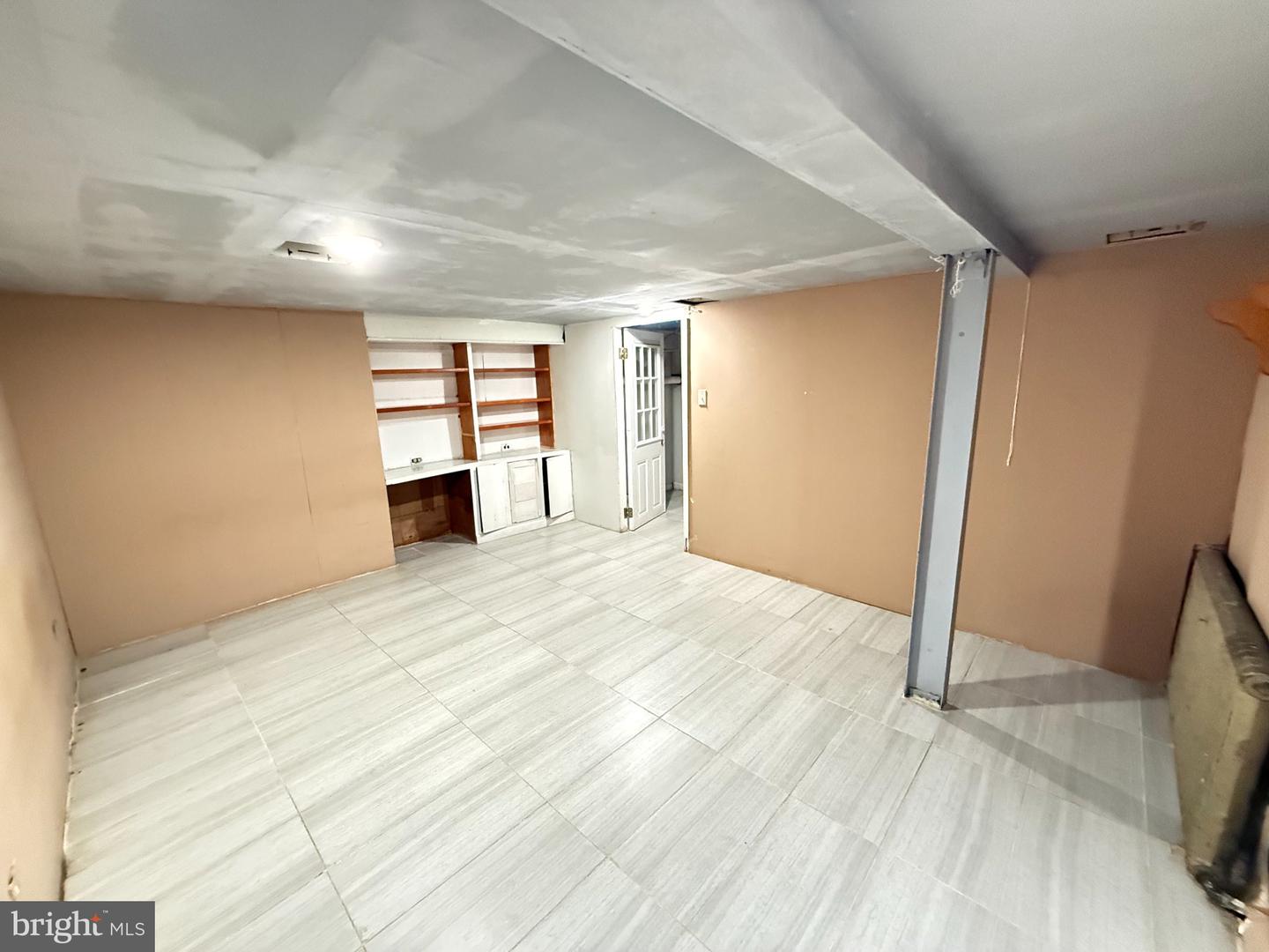 6057 Lawndale St Property Photo 23
