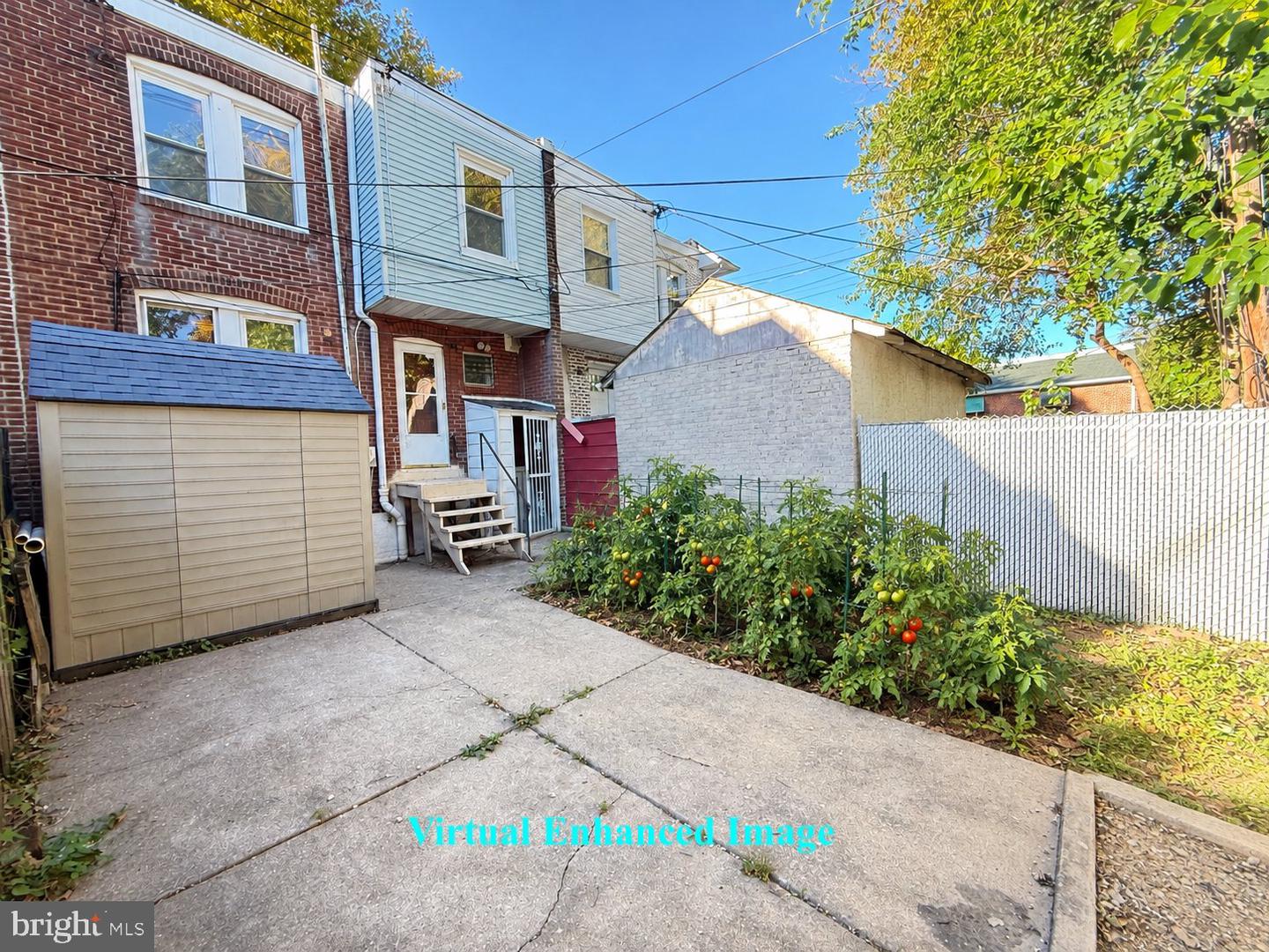 6057 Lawndale St Property Photo 25