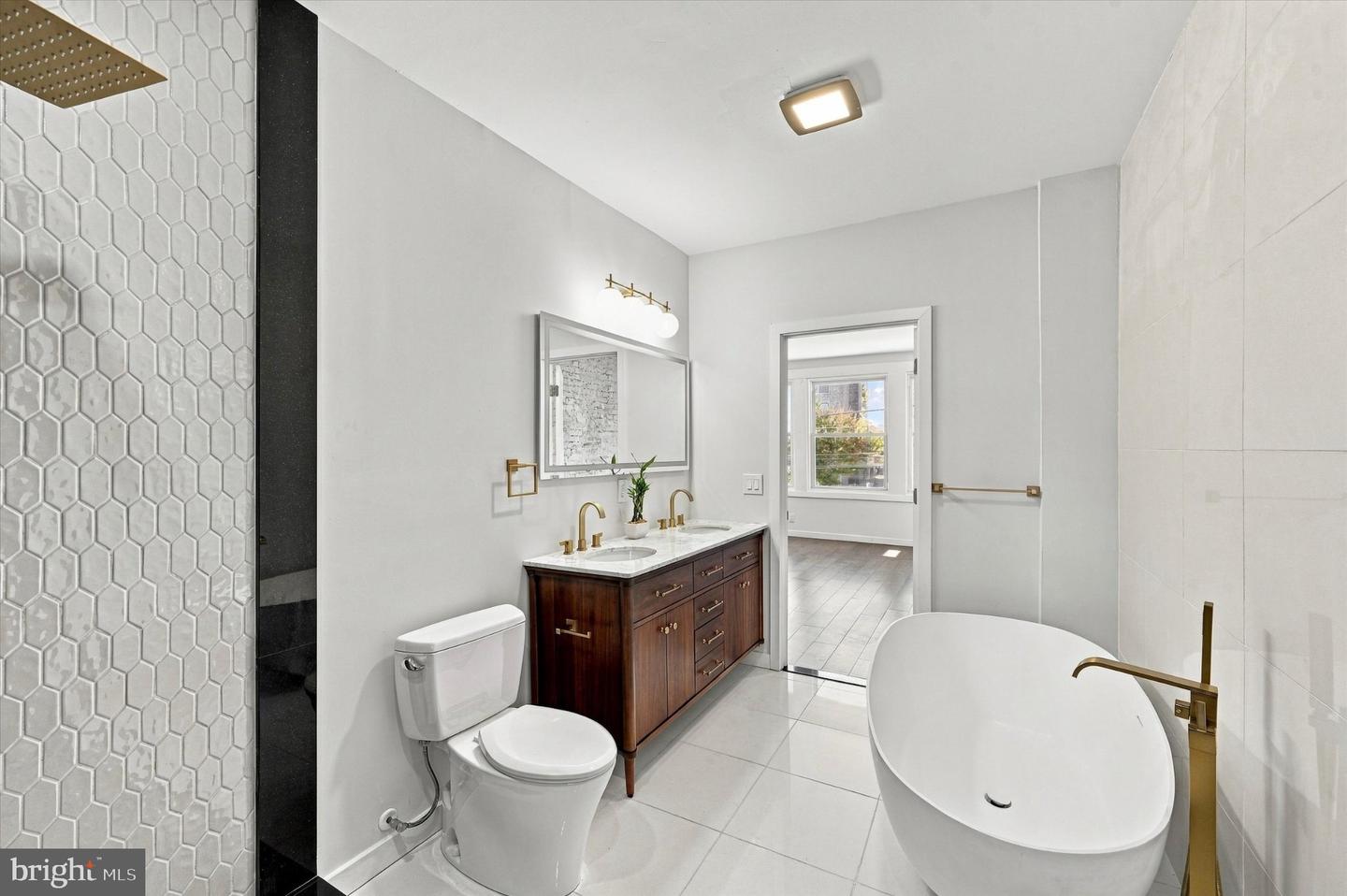 531 S 55th St Property Photo 21