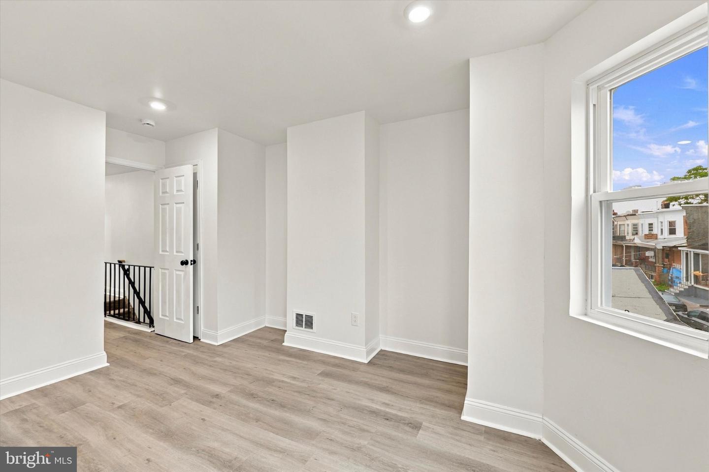 1415 S Vogdes St Property Photo 20