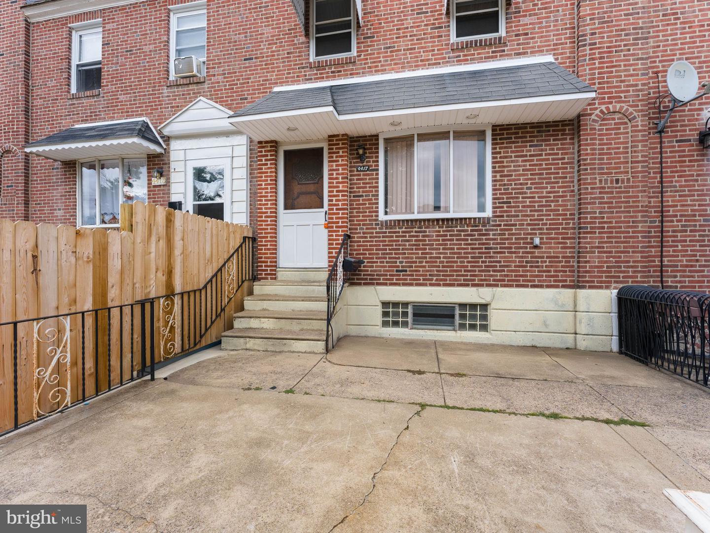 4417 Bleigh Ave Property Photo 4