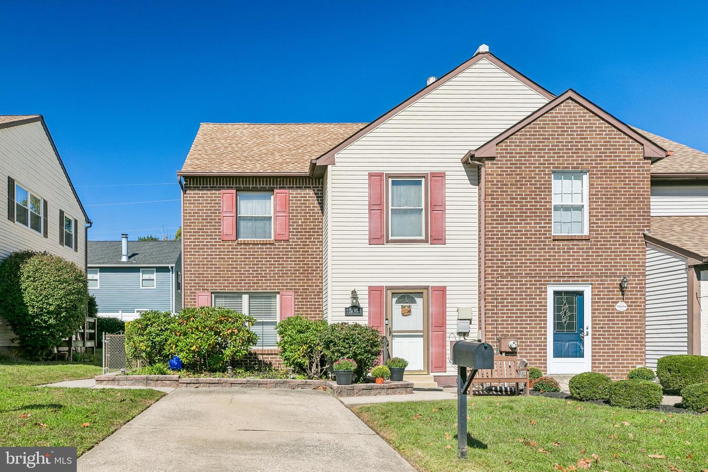 15054 POQUESSING CREEK LN Property Photo 1