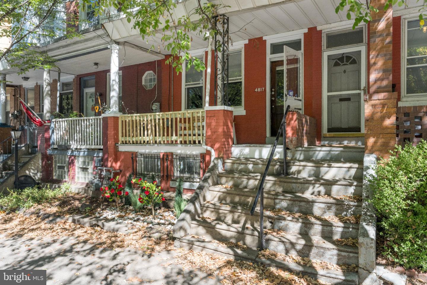 4817 RIDGE AVE Property Photo 1