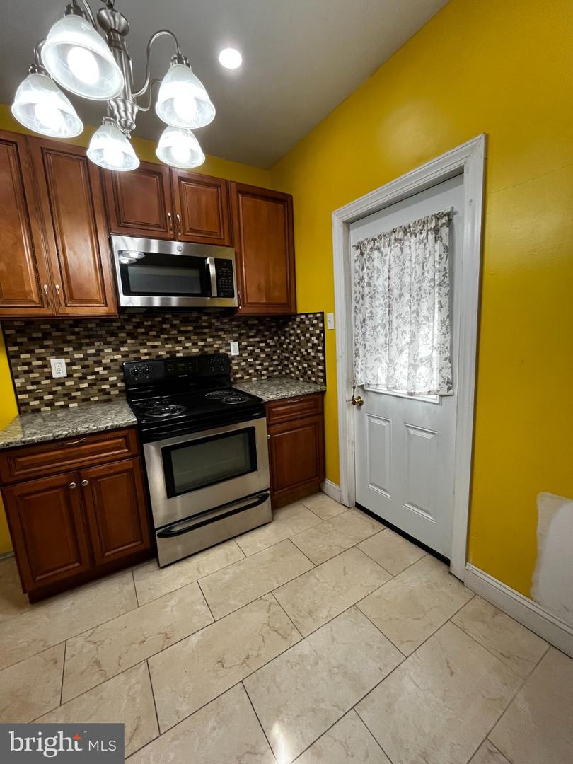 5731 Drexel Rd Property Photo 11
