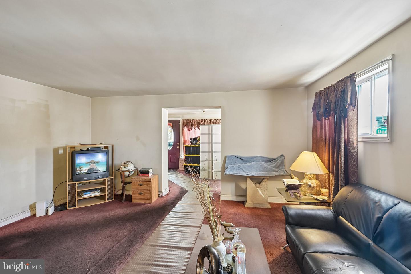 6651 Dorel St Property Photo 6