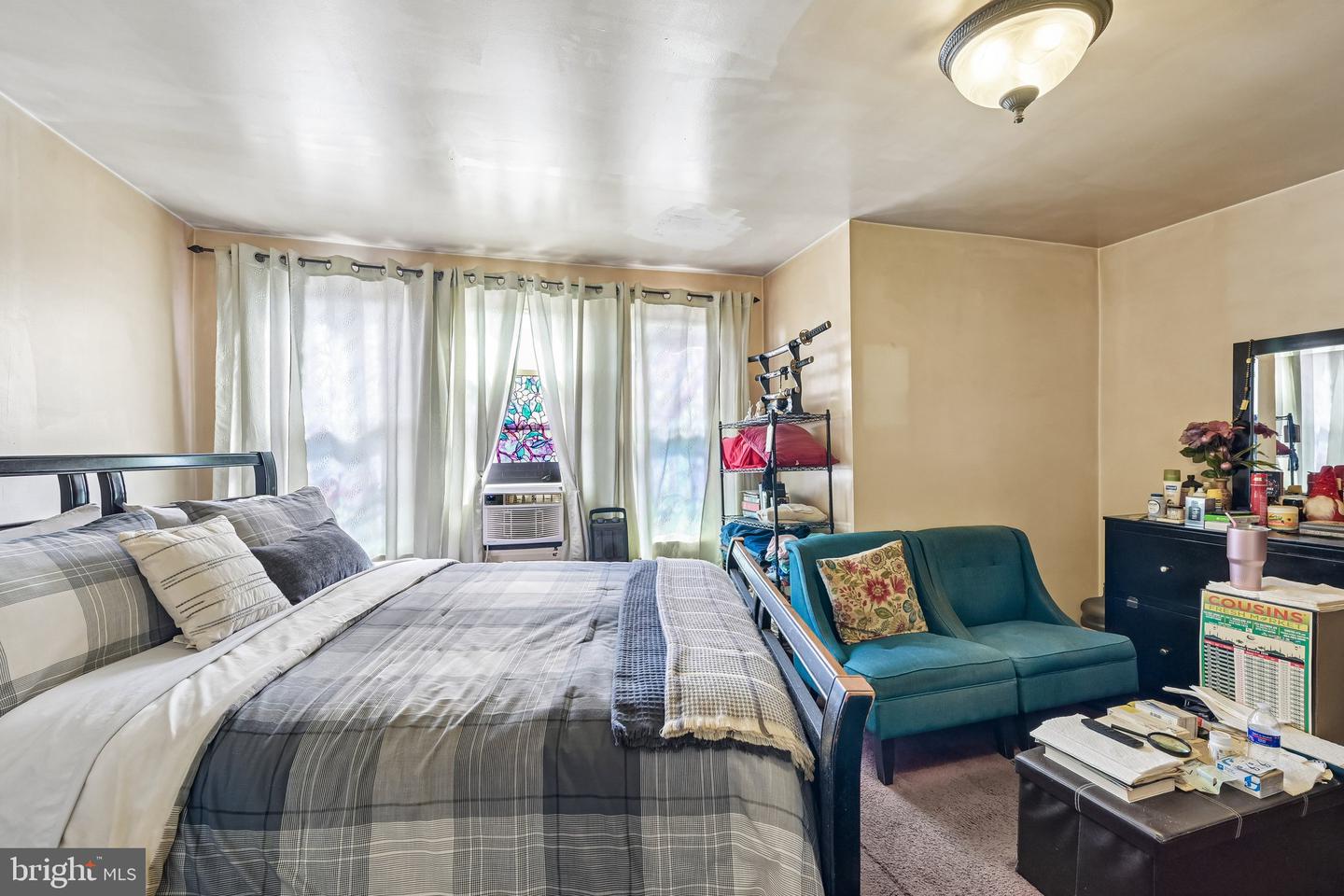 6651 Dorel St Property Photo 10