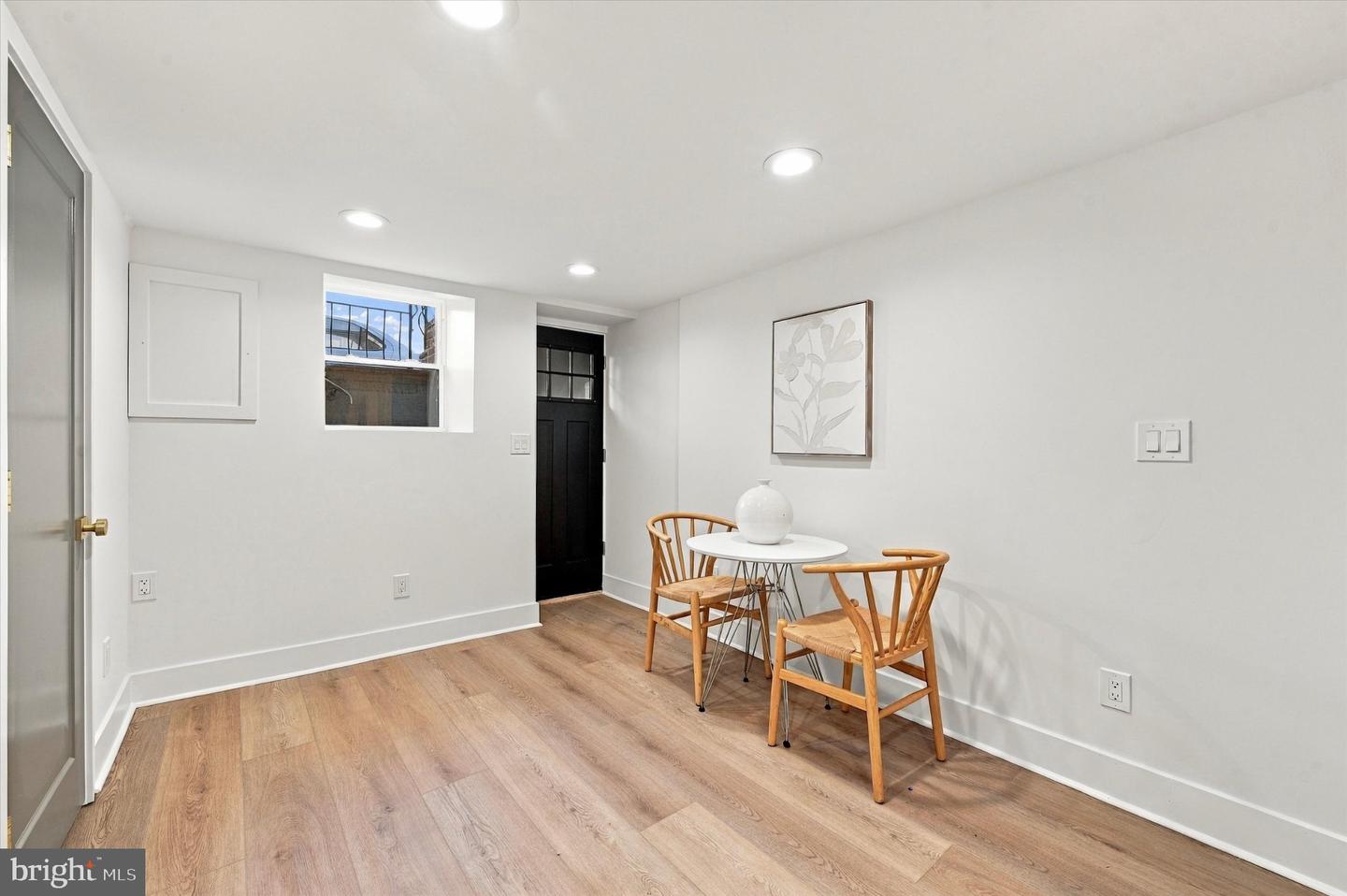 1204 Moore St Property Photo 28