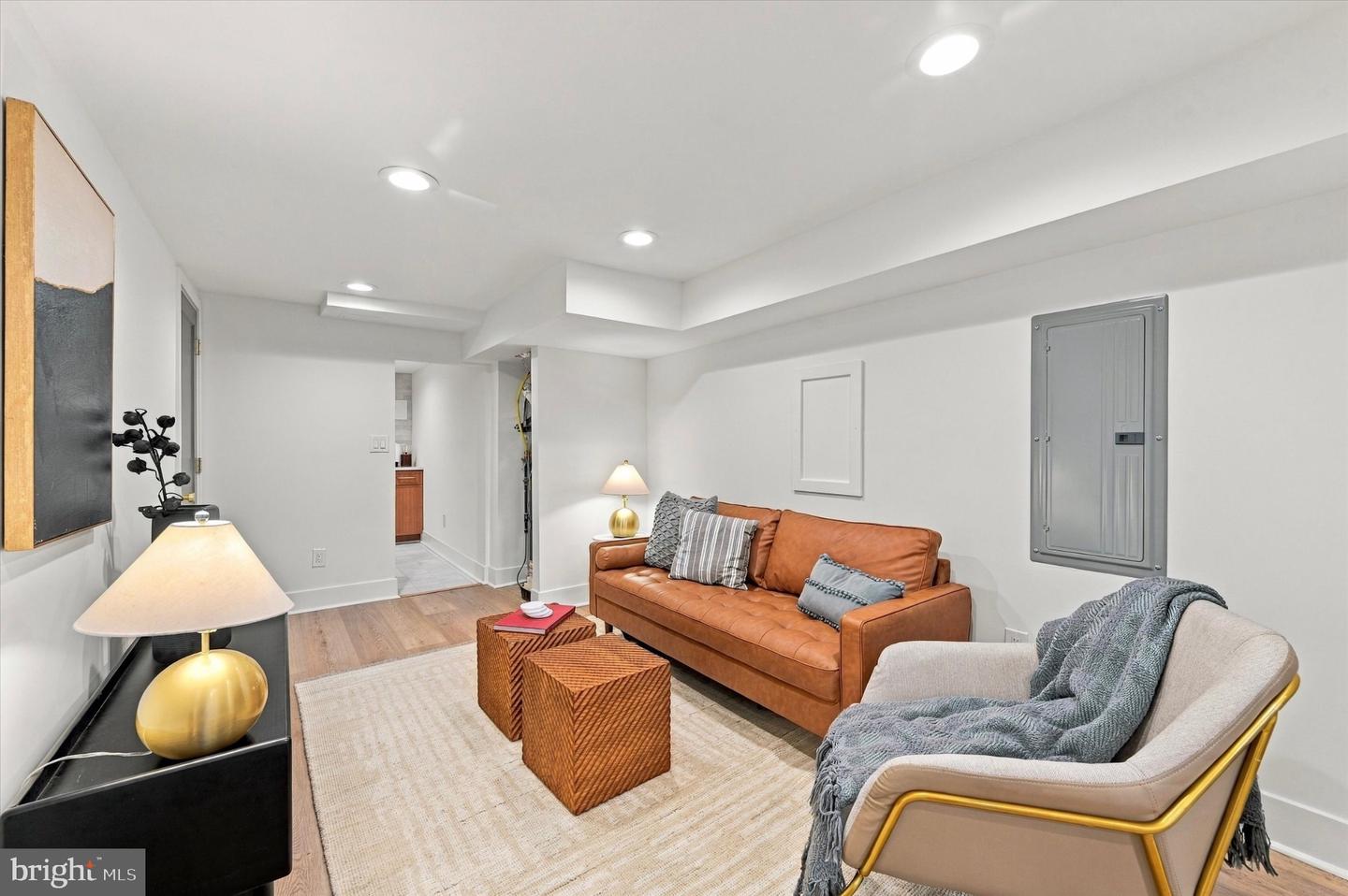 1204 Moore St Property Photo 30