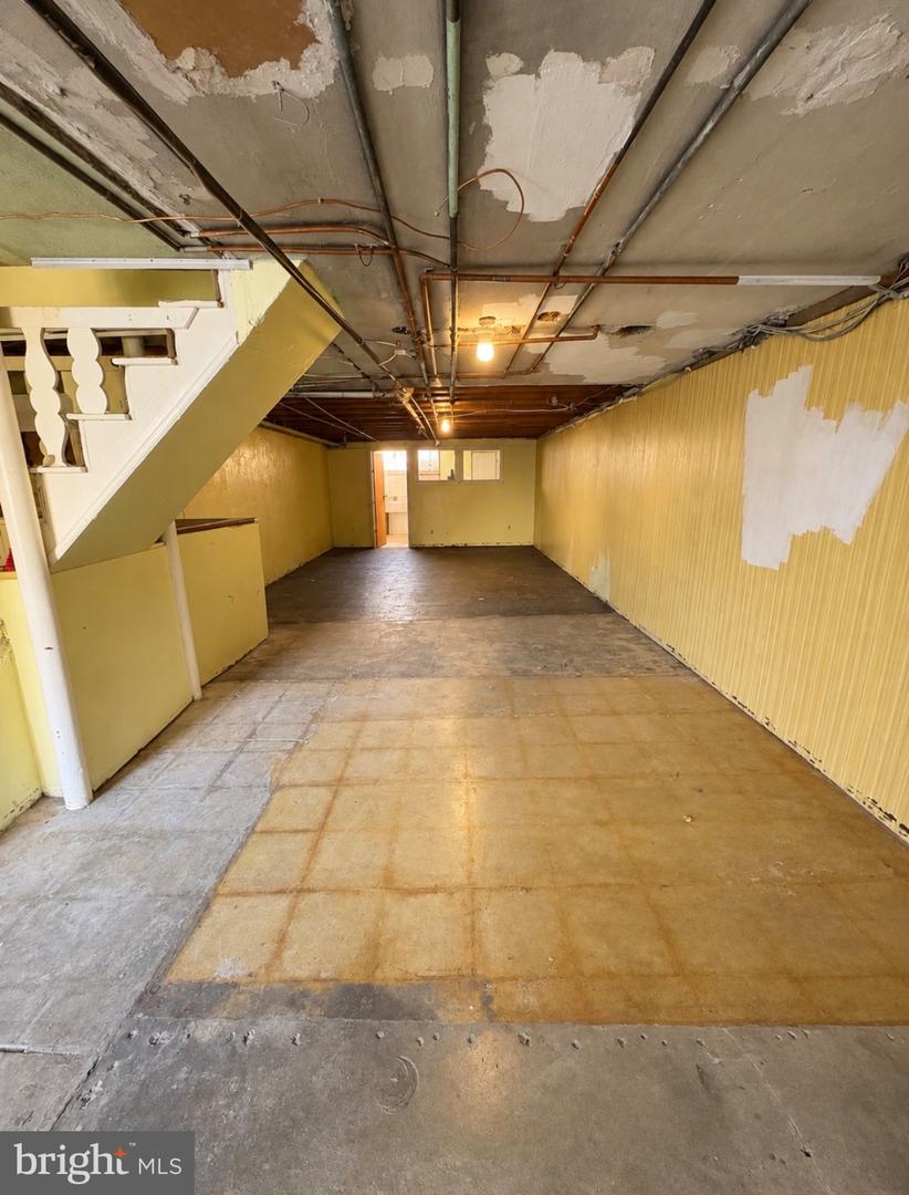 7202 Charles St Property Photo 13