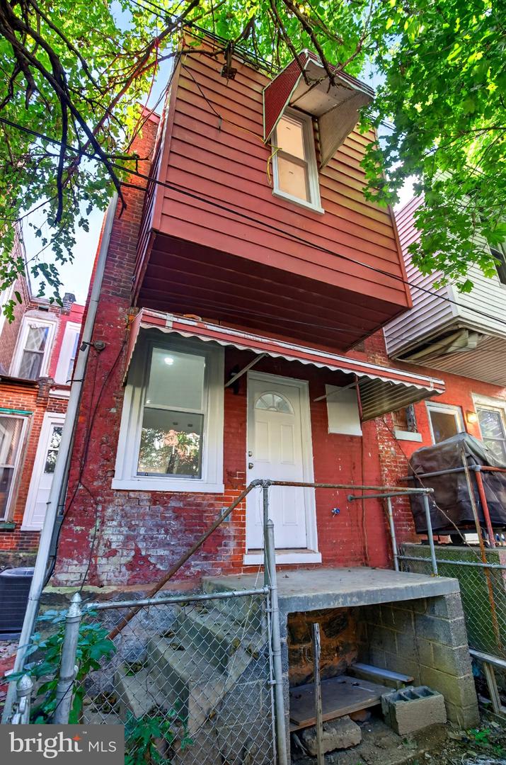 623 N Frazier St Property Photo 23