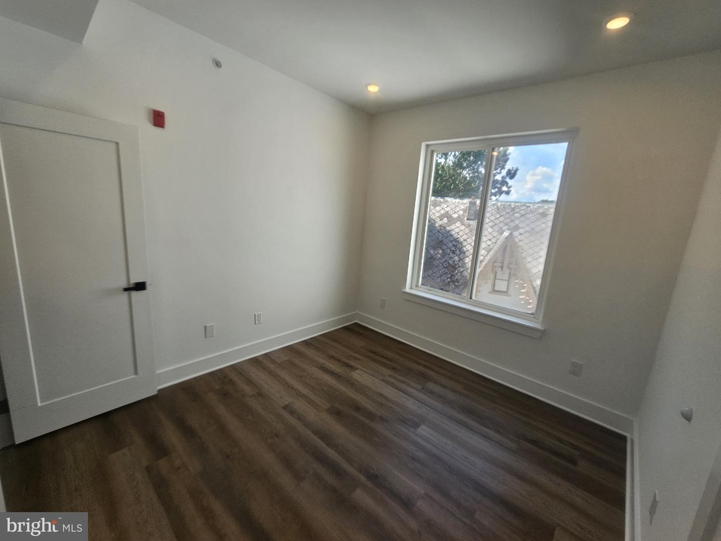 6202 Germantown Ave #3r Property Photo 11