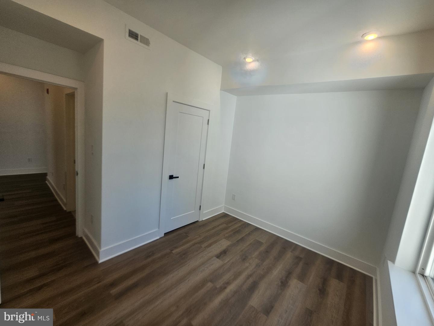 6202 Germantown Ave #3r Property Photo 14