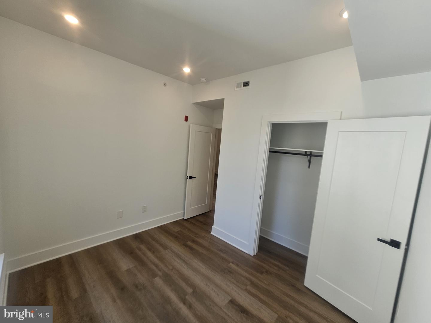 6202 Germantown Ave #3r Property Photo 15