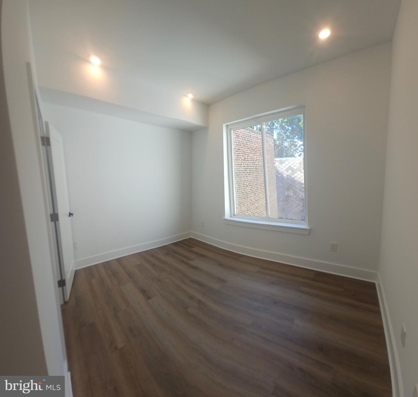 6202 Germantown Ave #3r Property Photo 16