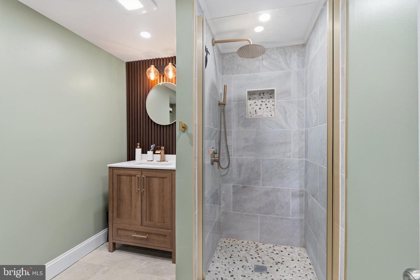6604 Algard St Property Photo 18