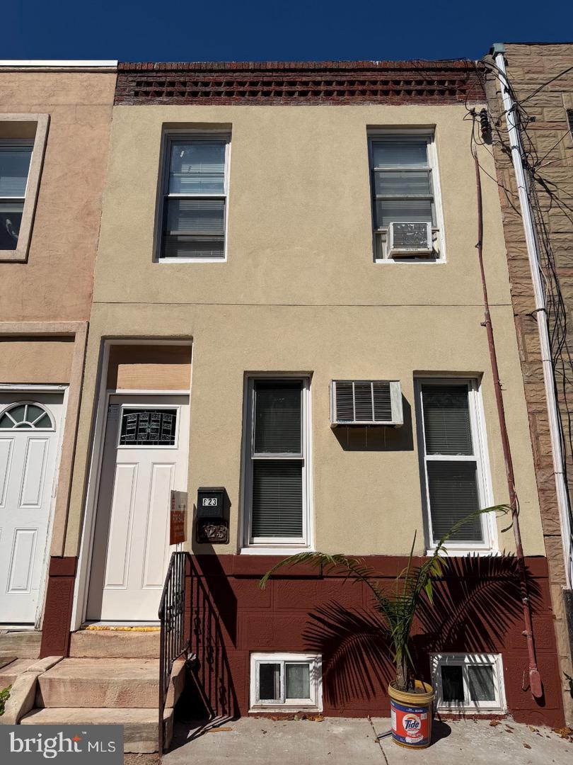 623 FERNON ST Property Photo 1