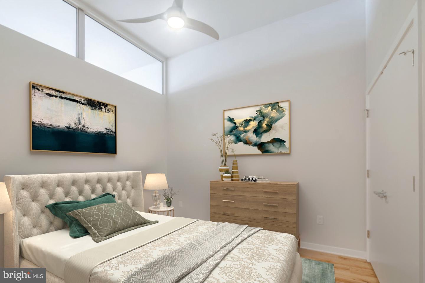 412 S 13th St #unit 412 Property Photo 2