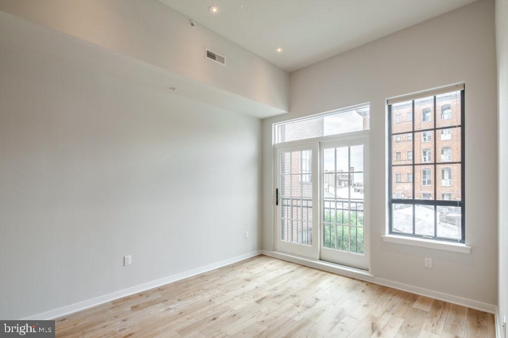 412 S 13th St #unit 412 Property Photo 8