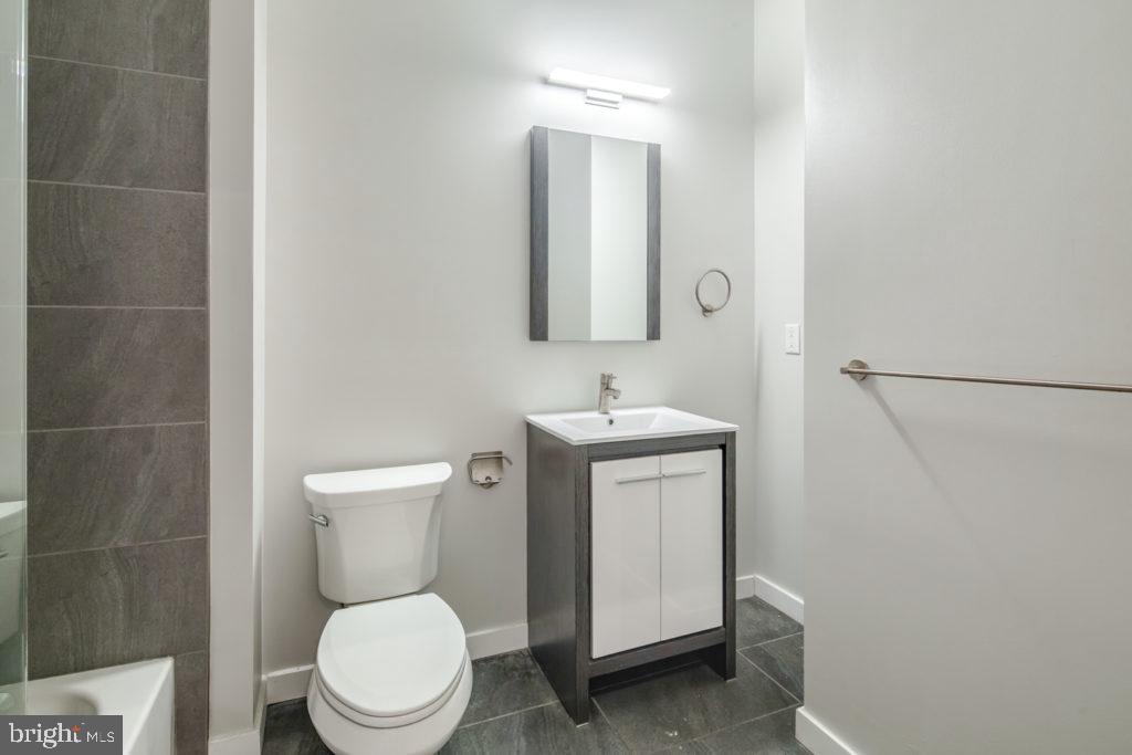 412 S 13th St #unit 412 Property Photo 9