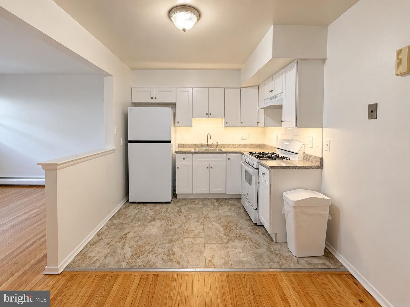 4122 Terrace St #a 1st Fl Property Photo 2