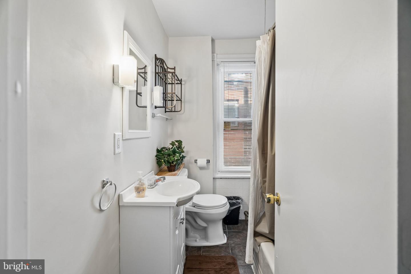 5307 Walnut St Property Photo 8