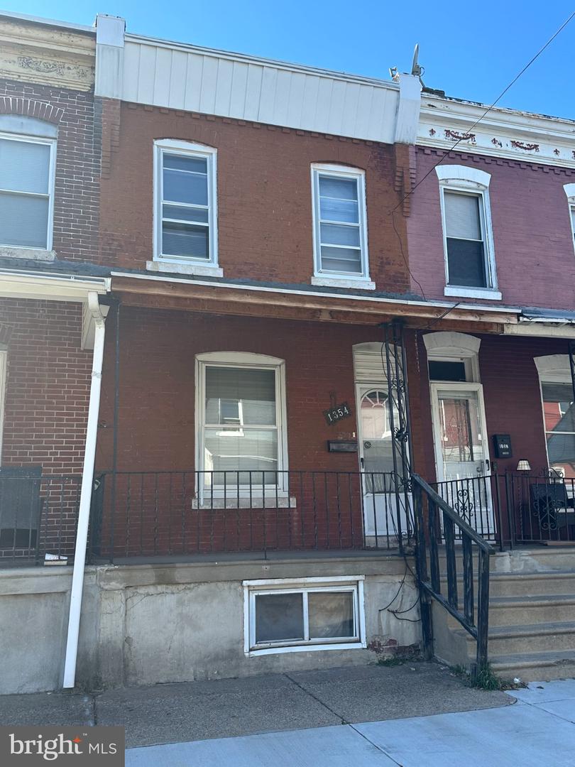 1354 S STANLEY ST Property Photo 1