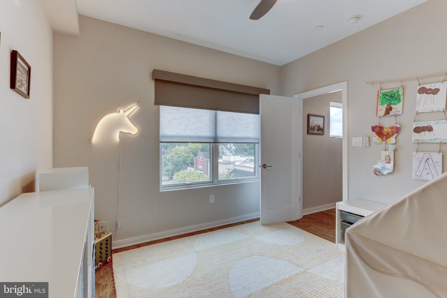 7014 Pipers Glen Way Property Photo 25
