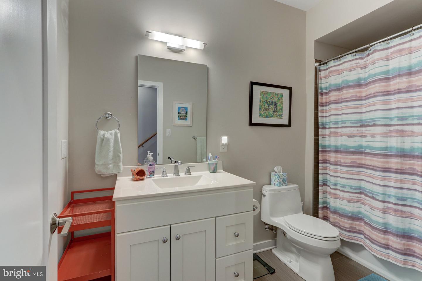 7014 Pipers Glen Way Property Photo 26