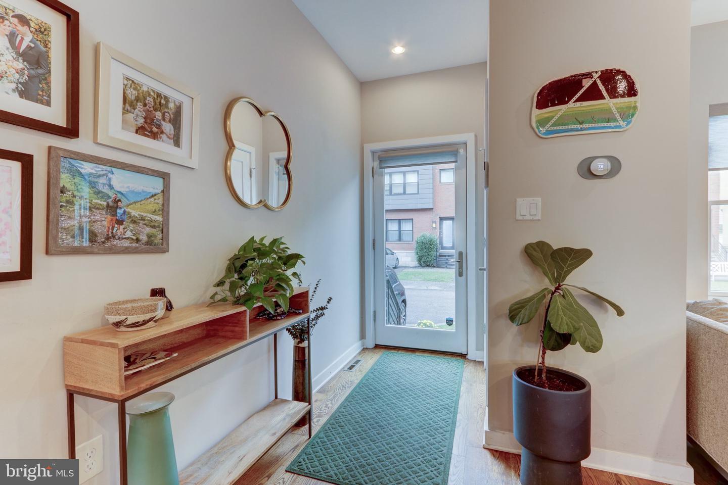 7014 Pipers Glen Way Property Photo 47