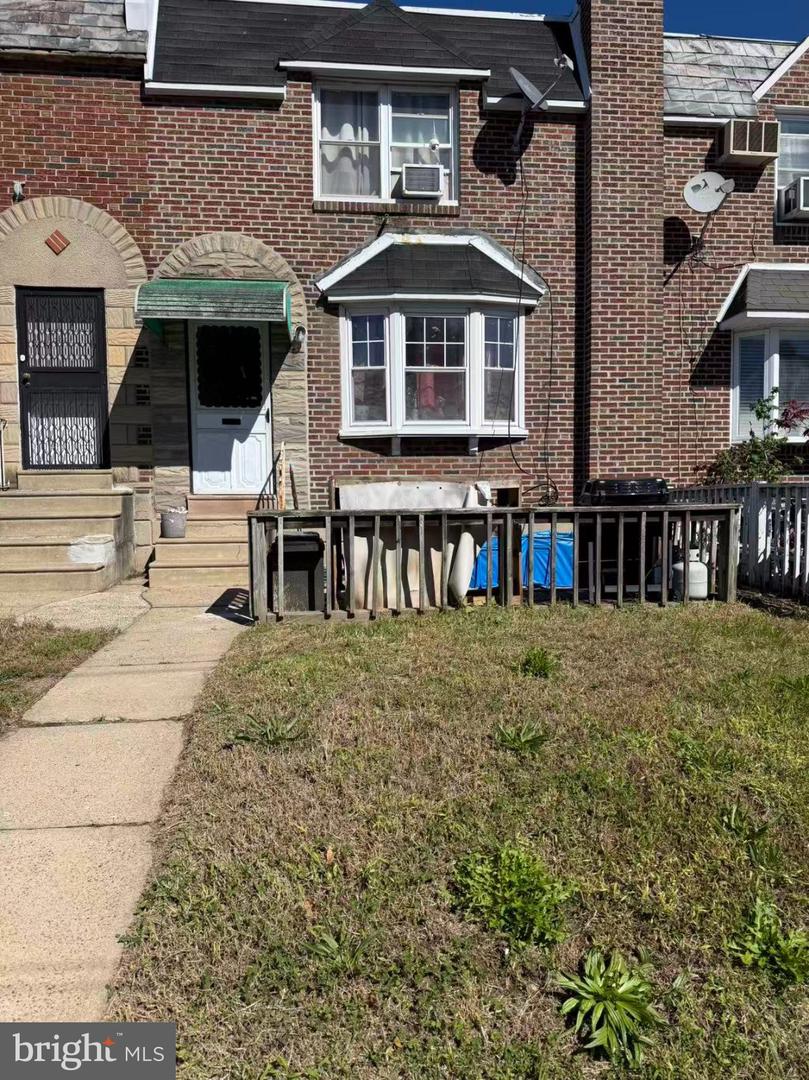1509 BENNER ST Property Photo 1